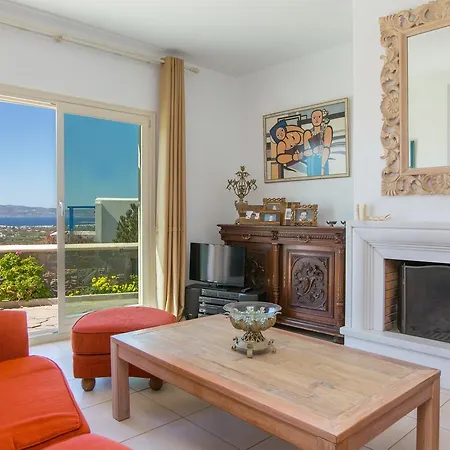Villa Victor 2 *